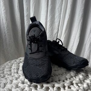 Athletic Running Shoes - Black